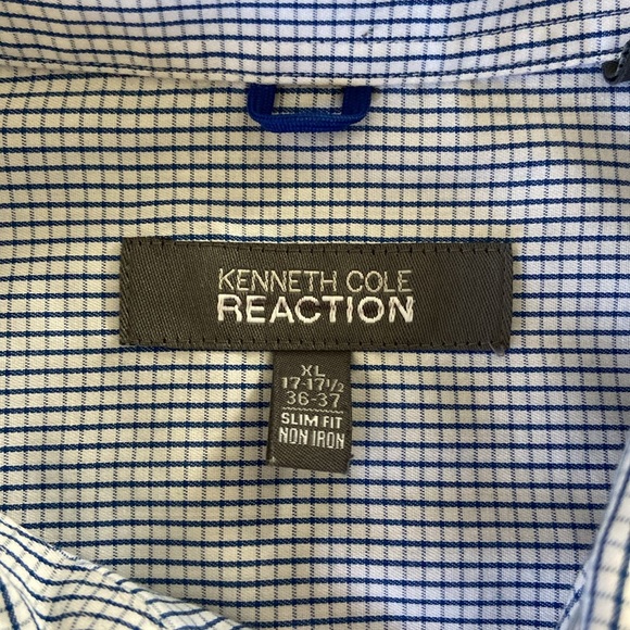 Kenneth Cole Reaction XL Button down - Picture 2 of 3